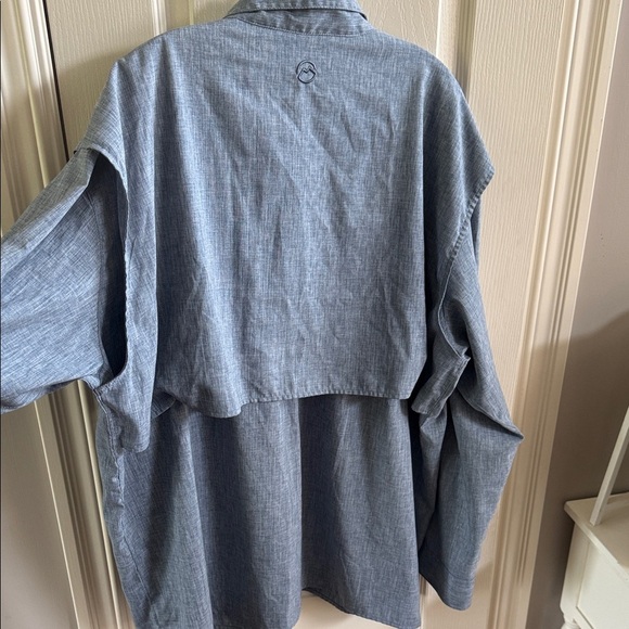 Magellan Outdoors fish gear button down Gray/blue Long Sleeve Shirt. Size 2XL - Picture 6 of 7